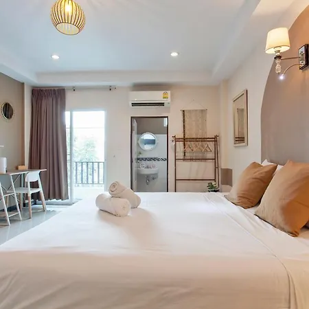 Cozzi By Grand Airport Resort