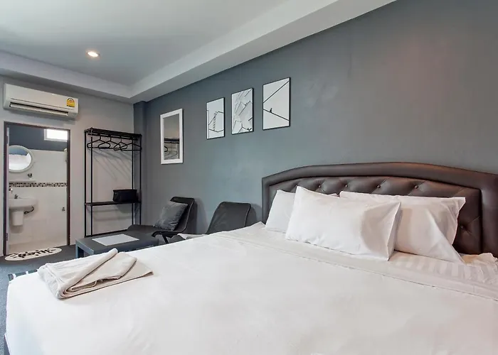Cozzi By Grand Airport Bangkok
